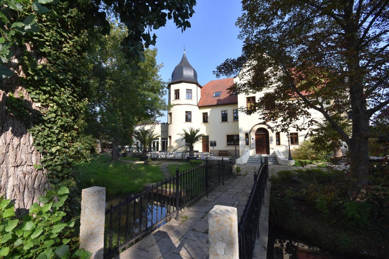 Parkschloesschen Hotel Maasdorf  Kültér fotó